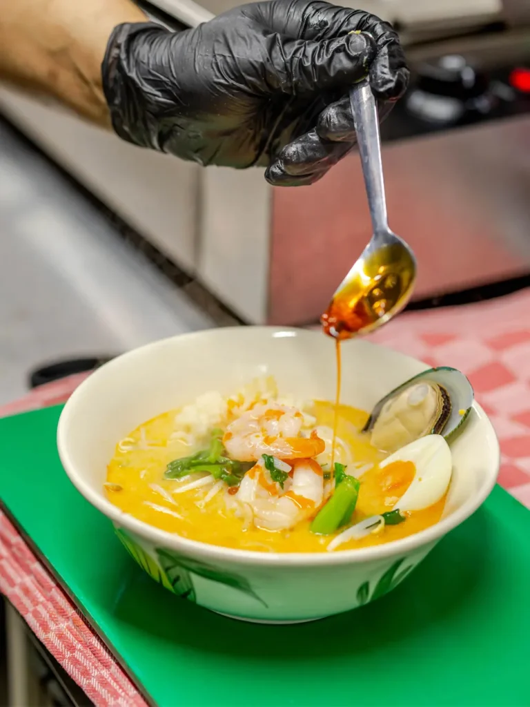 tom yum at siambowl in amsterdam